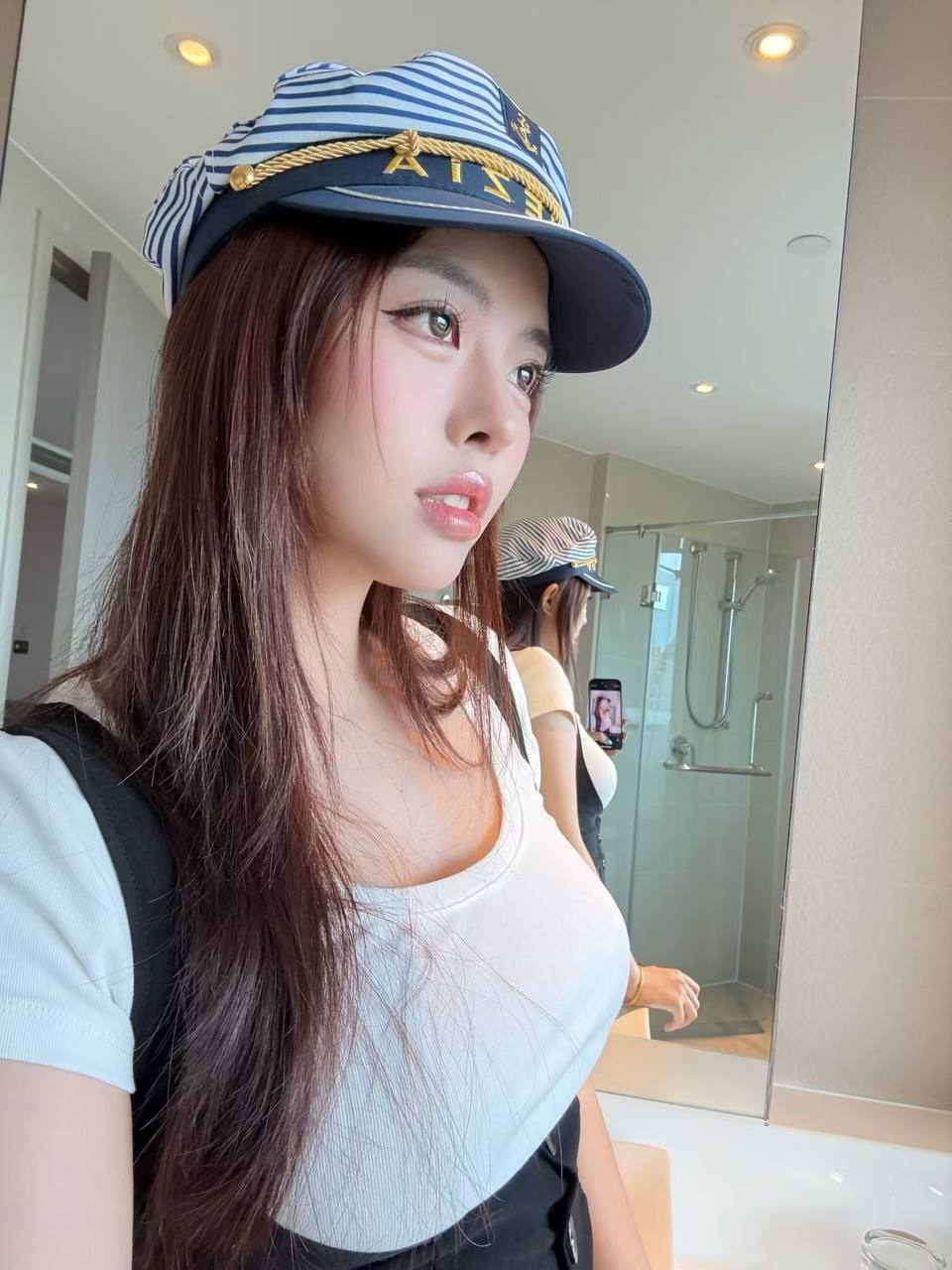 尹雅微资料照片2